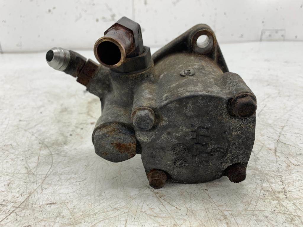 2015 TRW/ROSS 14-19126-001 Steering Pump for a Freightliner CASCADIA For  Sale | Owensboro, KY | 136936 | MyLittleSalesman.com
