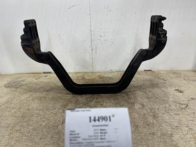 Freightliner 15-28171-000 Suspension Crossmember / K-Frame for a Freightliner CASCADIA 126