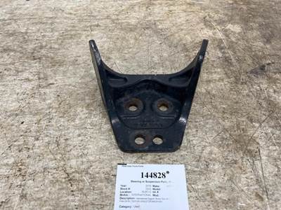 International 4072318C1 Suspension Parts for a International LT625