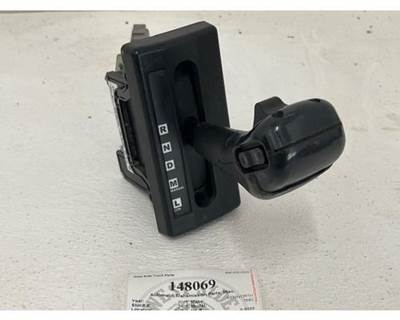 Used Eaton A-8688 Automatic Shifter for 2016 Kenworth T680