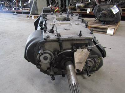 Fuller FAOM-15810S-EC3 Transmission for a Freightliner CASCADIA