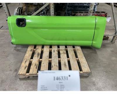 Peterbilt 579 Left Truck Skirt