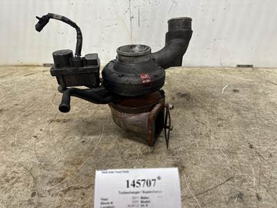 International 1881105C91 Turbocharger / Supercharger for a International DuraStar 4300