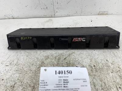 Cummins 3161791 Valve Cover for a International 8600