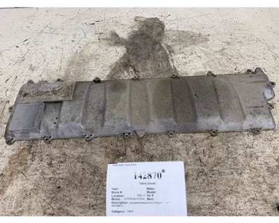 International 3007686C2 Valve Cover