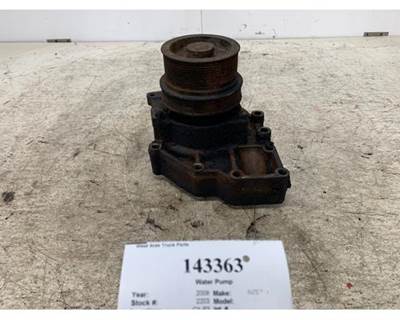 Cummins 3683653 Water Pump for a International Prostar