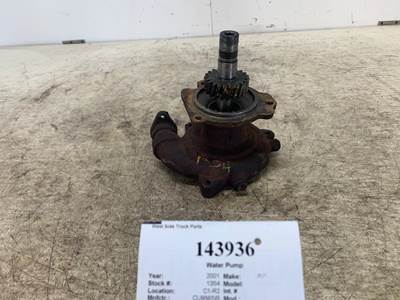 Cummins 3882615 Water Pump for a International 8100
