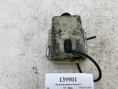 Freightliner Classic XL Windshield Washer Reservoir