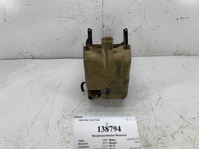 Kenworth K114-D-20 Windshield Washer Reservoir for a Kenworth W900