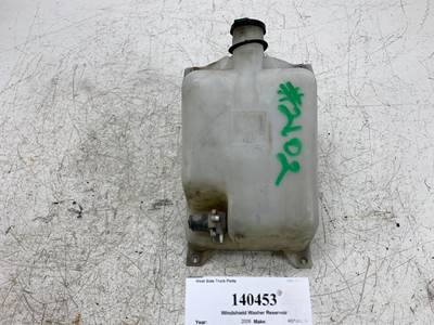 Kenworth K114-D-20 Windshield Washer Reservoir for a Kenworth T600