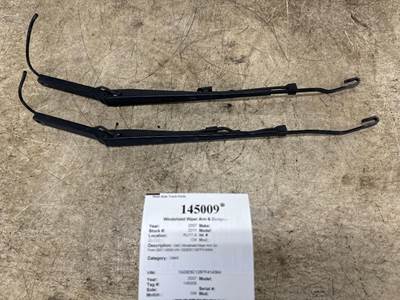 GMC C6500 Windshield Wiper Arm for a GMC C5C042