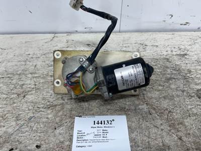 Paccar E006-185 Windshield Wiper Motor for a Peterbilt 389