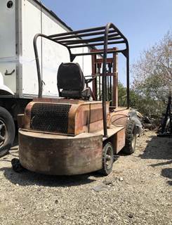 YARDMASTER BB Cushion Tire Forklift - 3000lb Capacity