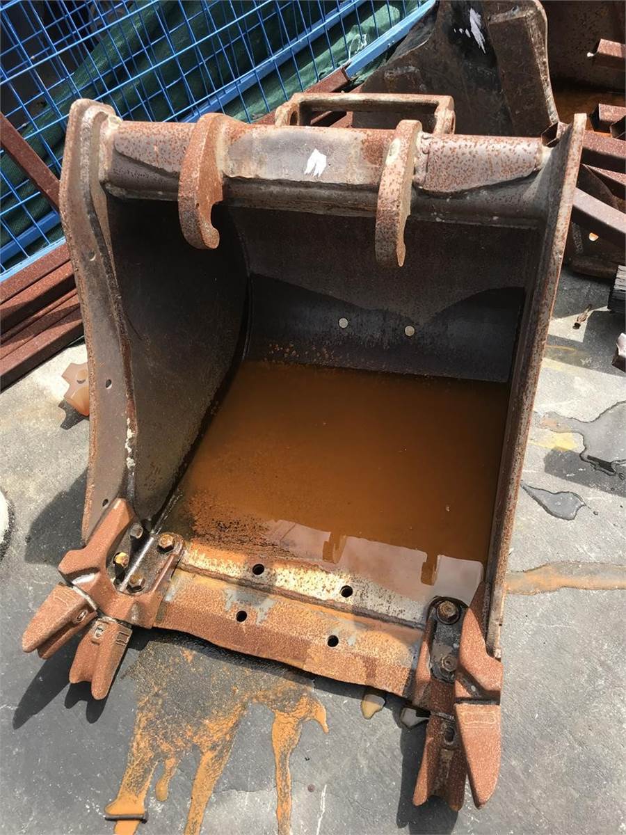 Bobcat 24 INCH Ditching Bucket For Sale Los Angeles, CA