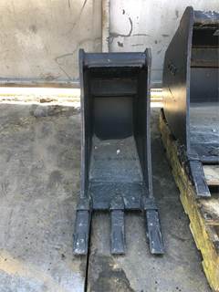 DBE 12 INCH Ditching Bucket