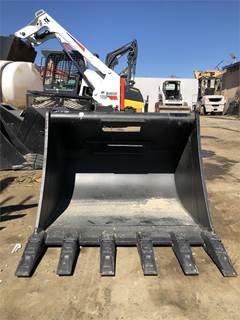 DBE 30 INCH Ditching Bucket