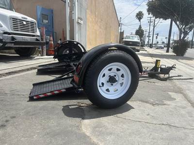 Master Tow Dolly Trailer
