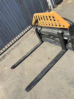 Wolverine PFA-11-3300G Pallet Fork