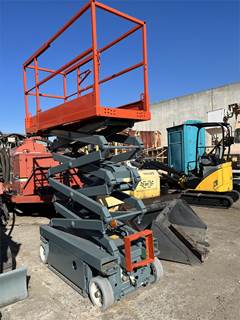 Skyjack SJIII 3219 Scissor Lift