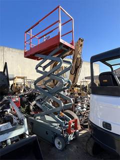 Skyjack SJIII 3219 Scissor Lift