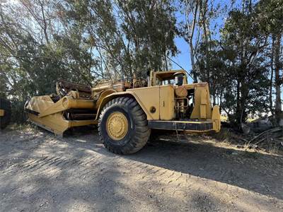 Caterpillar 623B Scraper