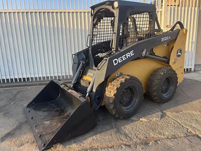 John Deere 312GR Track Skid Steer