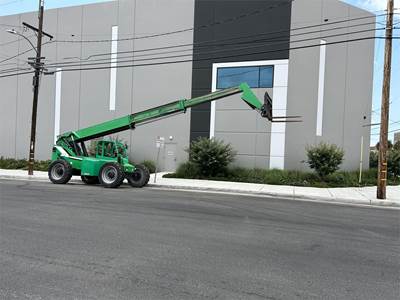 SkyTrak 8042 Telehandler - 8000lb Capacity