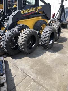 CAMSO SIZE 10-16.5 Tire