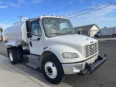 Freightliner M2 106 2000 Gallon Water Truck - Cummins, Automatic