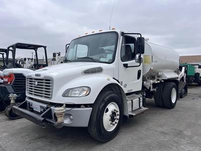 Freightliner M2 106 2000 Gallon Water Truck - Cummins, 6 Speed Manual