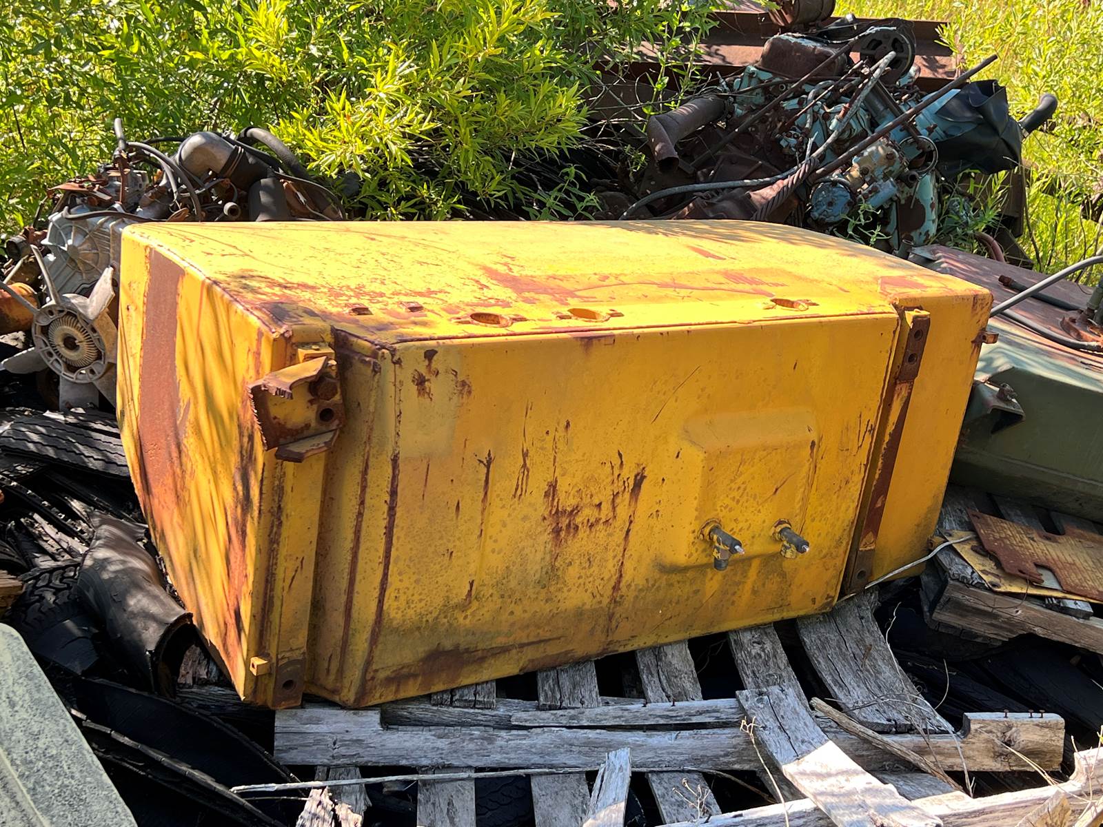 AllisChalmers 21 Fuel Tank for AC21 For Sale Buffalo, NY 11487606