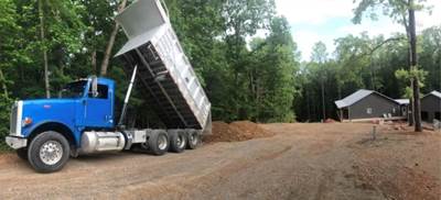 2013 Peterbilt 367 Dump Truck