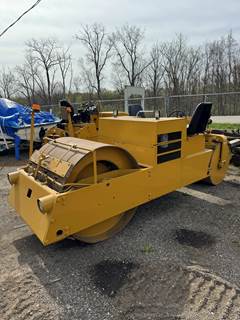 2003 Hypac C330B Asphalt Paver