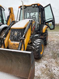 2016 JCB 3CX Backhoe