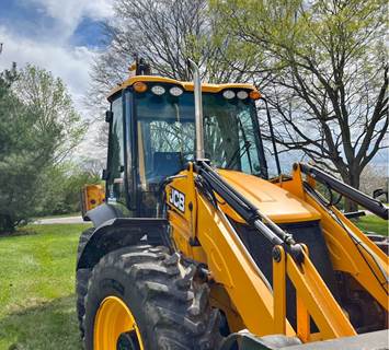 2018 JCB 4CX 15 SUPER Backhoe