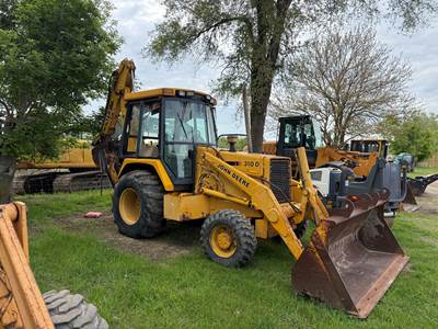 John Deere 310D Backhoe