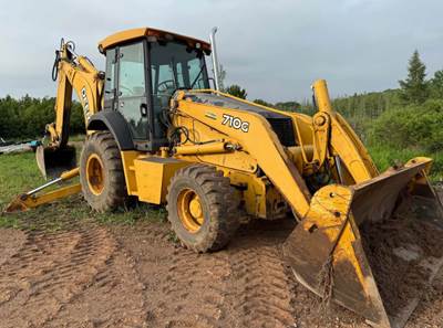 John Deere 710G Backhoe - Only 3900 Hours