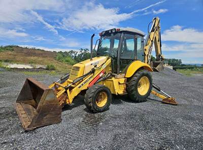 2005 New Holland B95 Backhoe