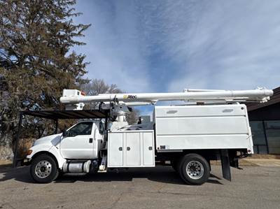 2013 Ford F-750 Boom / Bucket Truck