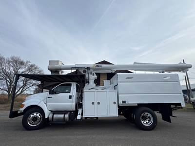 2012 Ford F-750 Boom / Bucket Truck