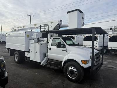 2015 Ford F-750 Boom / Bucket Truck