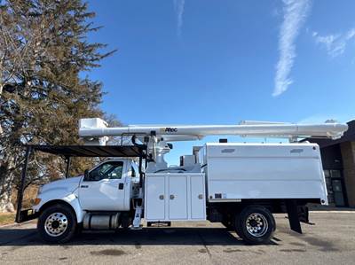 2015 Ford F-750 Boom / Bucket Truck