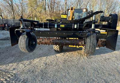 2015 Caterpillar PR184 Box Rake