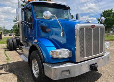 2016 Peterbilt 567 Cab & Chassis Truck