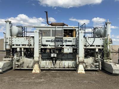 GOMACO GP2600 Paver / Spreader