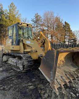 John Deere 755C Crawler Loader