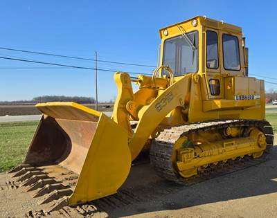 1990 Liebherr 631B Crawler Loader