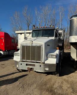 1993 Kenworth T800 Day Cab Truck