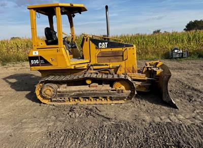 2003 Caterpillar D3G XL Dozer