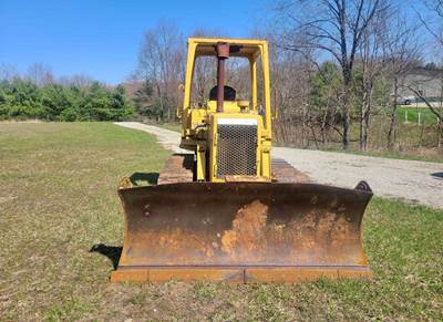1988 Caterpillar D4B Dozer